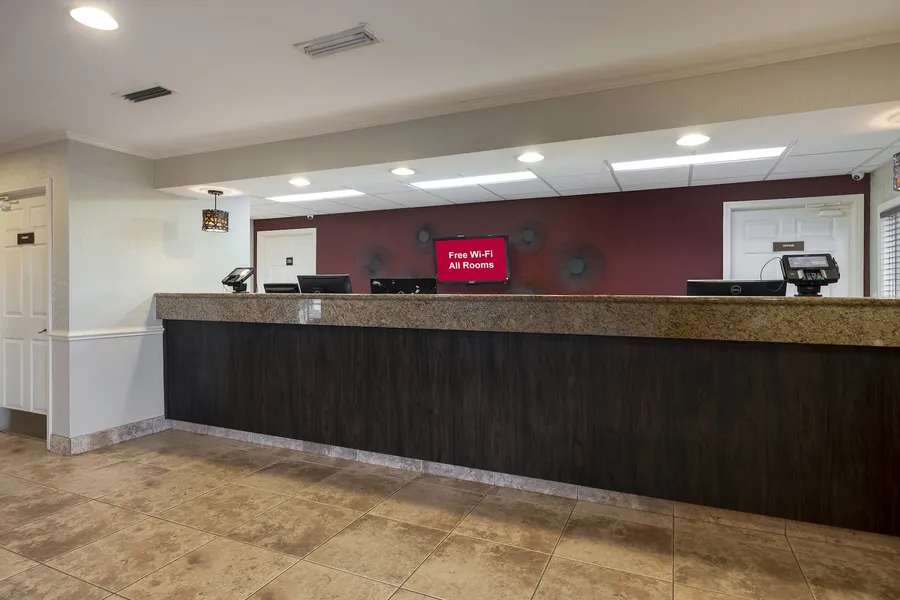 Red Roof Inn Dothan hotel detail image 6