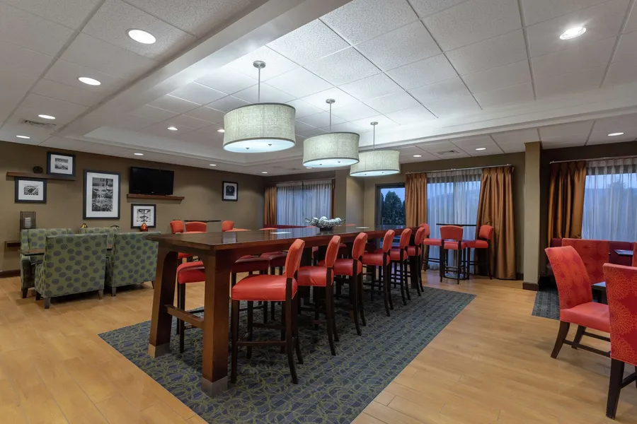 Hampton Inn Bedford hotel detail image 6