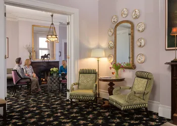 Saratoga Arms hotel thumbnail 6
