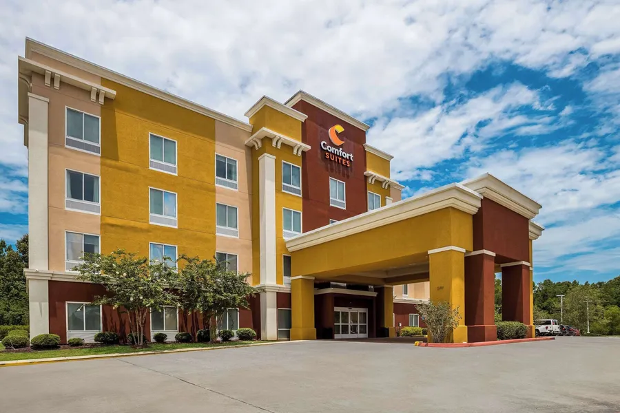Comfort Suites Denham Springs hotel detail image 2