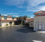 Bayview Plaza Waterfront Resort hotel detail image 7