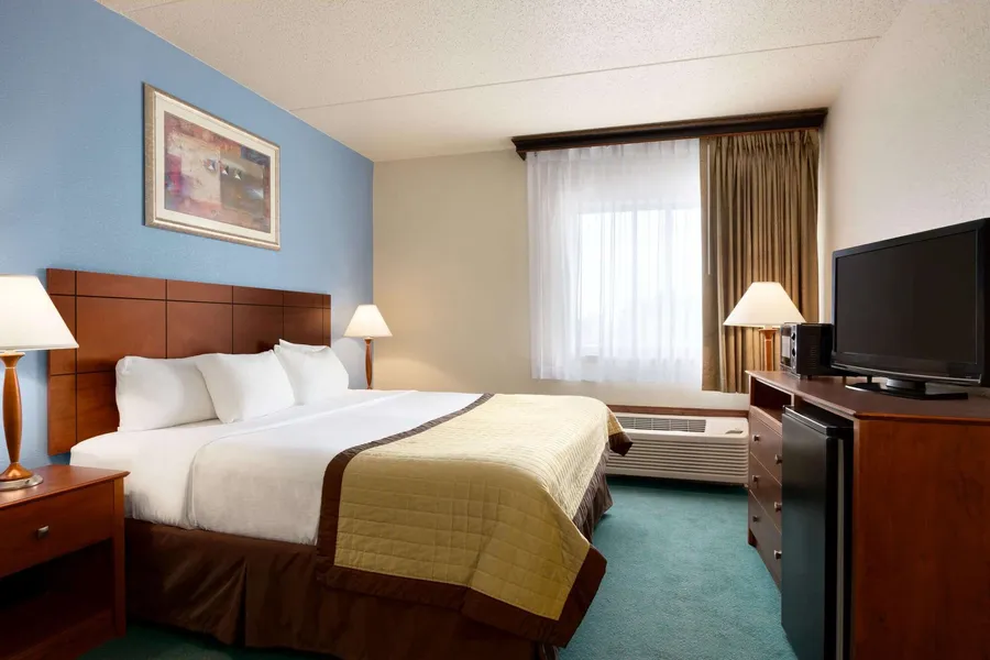 Ramada by Wyndham Fargo hotel detail image 6