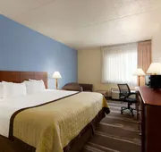 Ramada by Wyndham Fargo hotel detail image 7