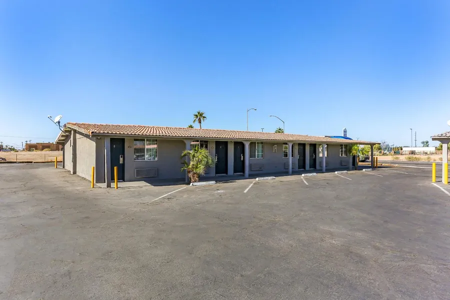 Americas Best Value Inn & Suites El Centro hotel detail image 2