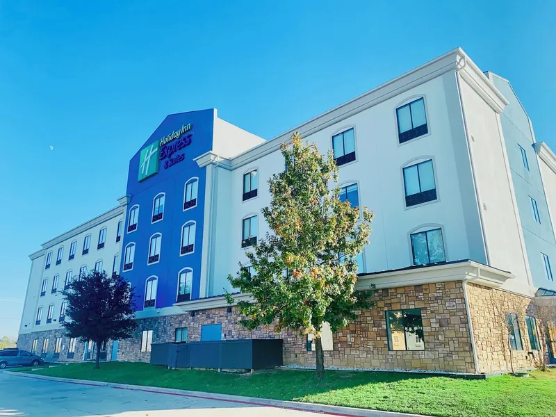 Holiday Inn Express & Suites Denton North by IHG hotel detail image 2
