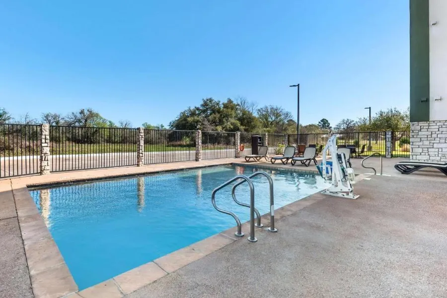 Best Western La Grange Inn & Suites hotel detail image 6