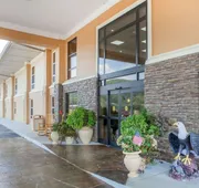Comfort Inn at Royal Blue hotel detail image 7