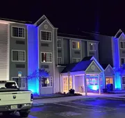 Microtel Inn & Suites by Wyndham Zephyrhills hotel detail image 5
