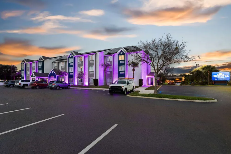 Microtel Inn & Suites by Wyndham Zephyrhills hotel detail image 6