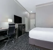 La Quinta Inn & Suites by Wyndham Weatherford hotel detail image 7