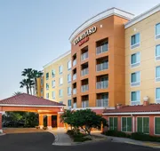 Courtyard Jacksonville Orange Park hotel detail image 3