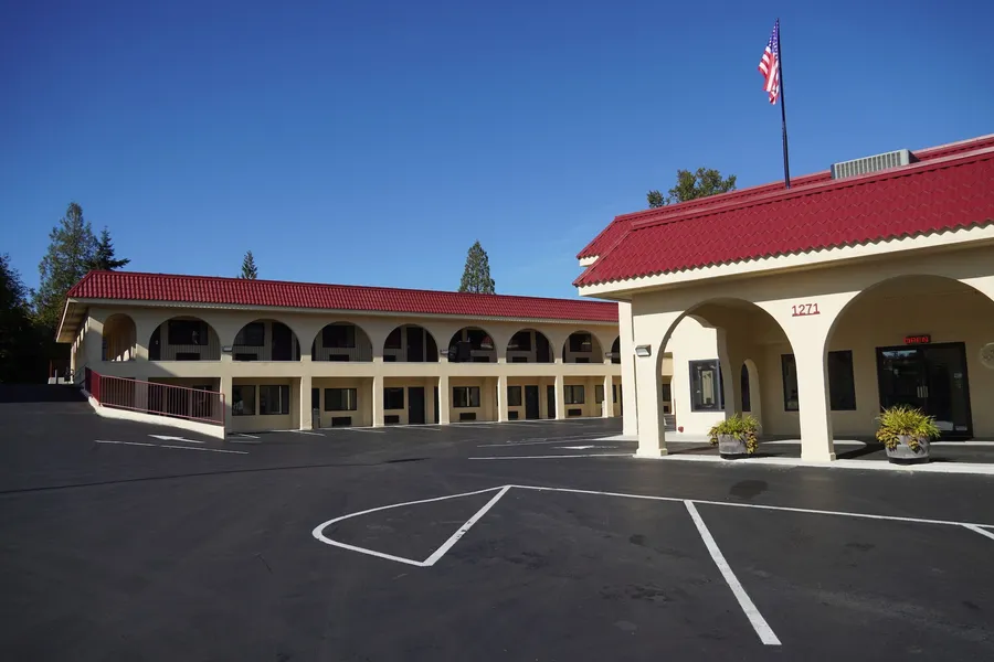 Timberland Inn & Suites hotel detail image 2