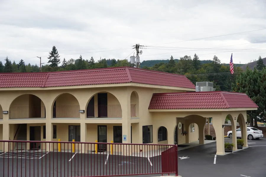 Timberland Inn & Suites hotel detail image 6