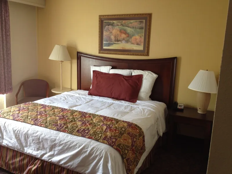 Lamplighter Inn & Suites - South hotel detail image 6