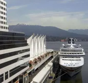 Fairmont Waterfront hotel detail image 4