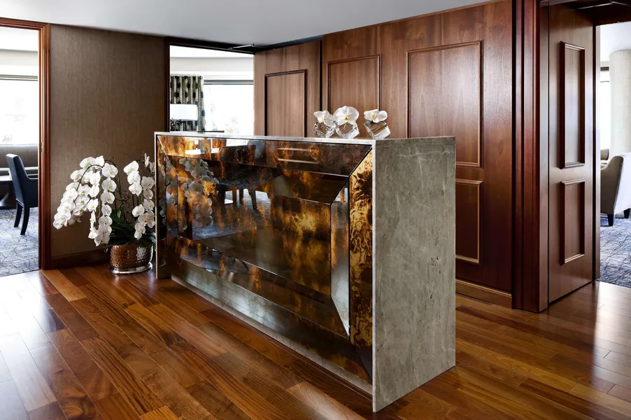 Fairmont Waterfront hotel detail image 6