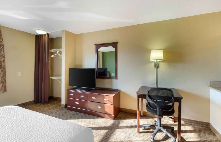 Extended Stay America Suites - Chicago - Vernon Hills - Lake Forest hotel detail image 6