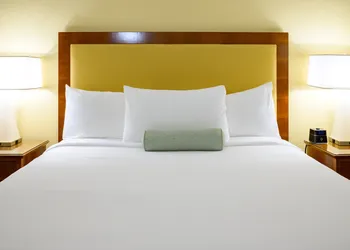 Airtel Plaza Hotel hotel thumbnail 7