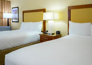 Airtel Plaza Hotel hotel thumbnail 8