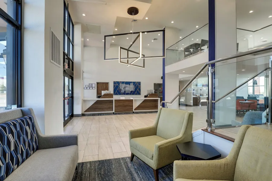 Holiday Inn Express Hotel & Suites Branson 76 Central by IHG hotel detail image 2
