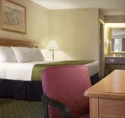 Days Inn & Suites by Wyndham Stuttgart hotel detail image 5
