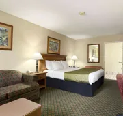 Days Inn & Suites by Wyndham Stuttgart hotel detail image 7