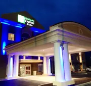 Holiday Inn Express & Suites Utica by IHG hotel detail image 3