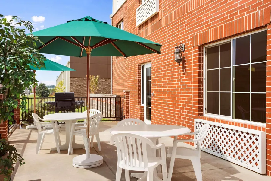 Country Inn & Suites by Radisson, Conway, AR hotel detail image 2