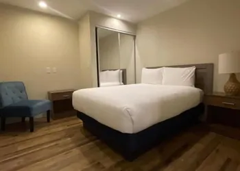 South Beach Biloxi Hotel & Suites hotel thumbnail 8