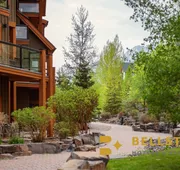 Bellstar Suites at Solara Resort hotel detail image 4