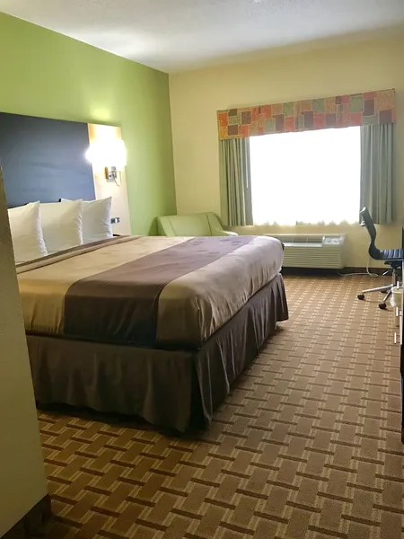 Quality Inn & Suites Benton Harbor - St. Joseph hotel detail image 6