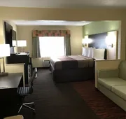 Quality Inn & Suites Benton Harbor - St. Joseph hotel detail image 7