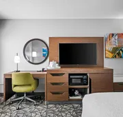 Hampton Inn Bloomington West hotel detail image 7
