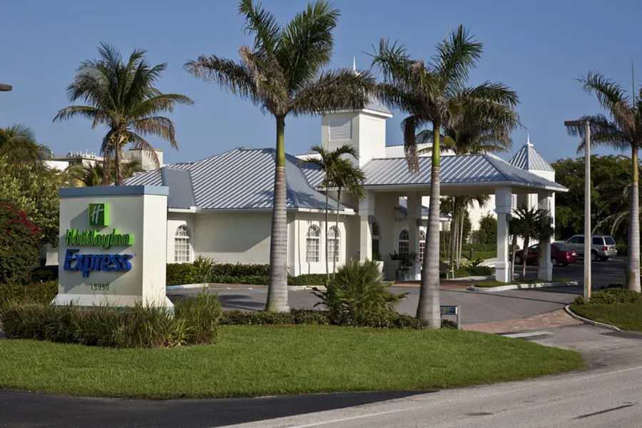 Holiday Inn Express North Palm Beach-Oceanview by IHG hotel detail image 2