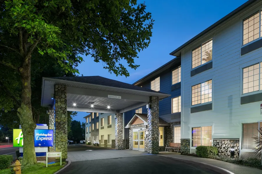 Holiday Inn Express Corvallis-On the River by IHG hotel detail image 2