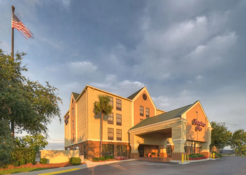 Hampton Inn Georgetown-Marina hotel detail image 2