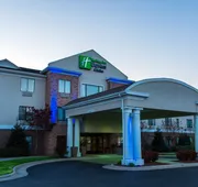 Holiday Inn Express Hotel and Suites Kinston by IHG hotel detail image 3