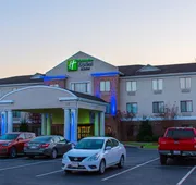 Holiday Inn Express Hotel and Suites Kinston by IHG hotel detail image 4