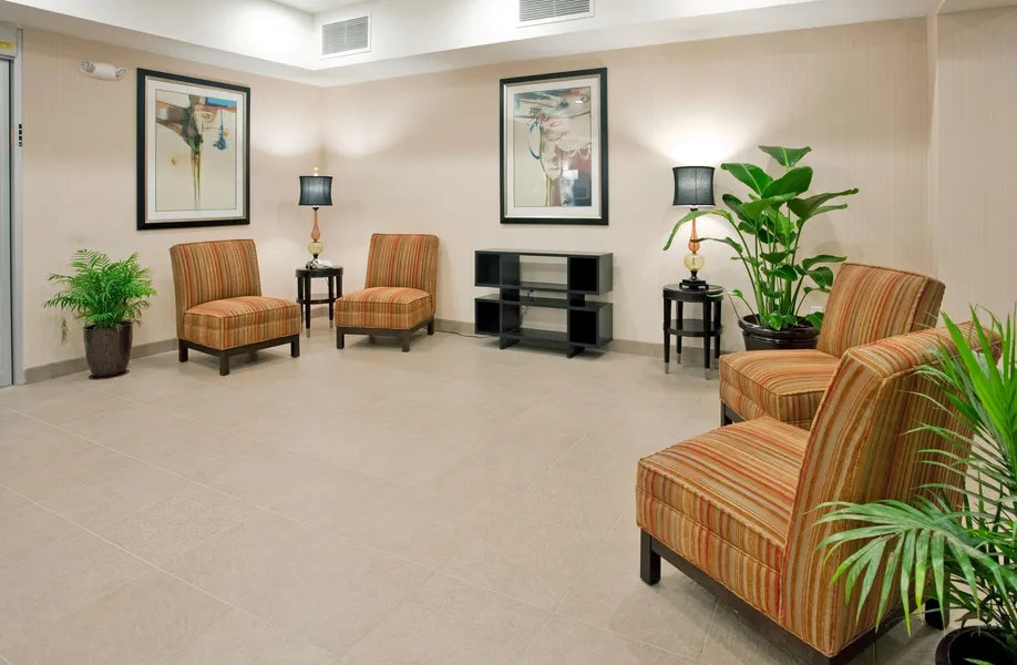 Holiday Inn Express & Suites Topeka North by IHG hotel detail image 2
