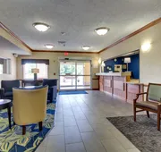 Baymont by Wyndham Galesburg hotel detail image 7