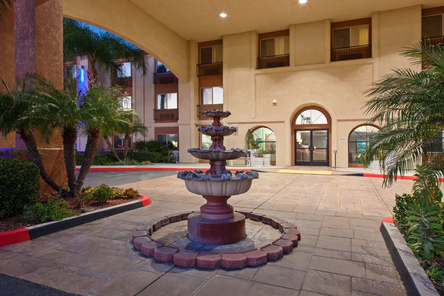 Holiday Inn Express Temecula by IHG hotel detail image 2