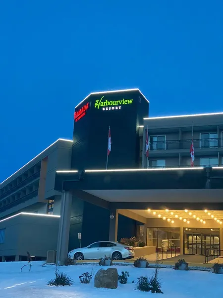 Ramada by Wyndham Belleville Harbourview Conference Centre hotel detail image 2