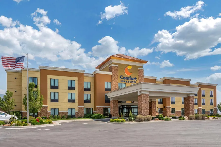 Comfort Inn & Suites Tooele - Salt Lake City hotel detail image 2