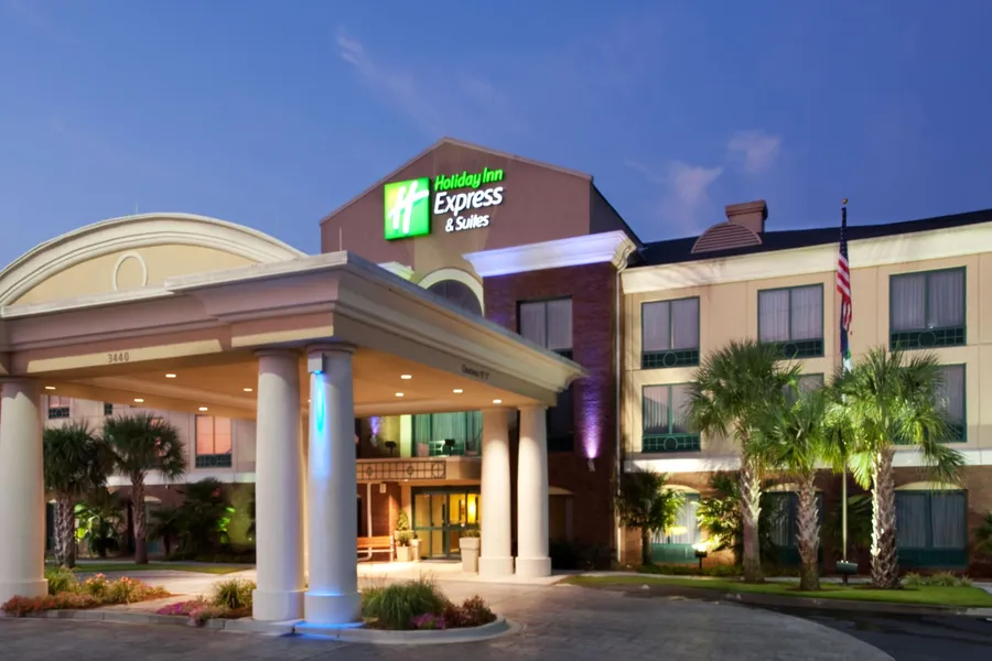 Holiday Inn Express & Suites Florence I-95 & I-20 Civic Ctr by IHG hotel detail image 2
