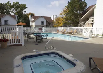 Hawthorn Suites By Wyndham Troy MI hotel thumbnail 6