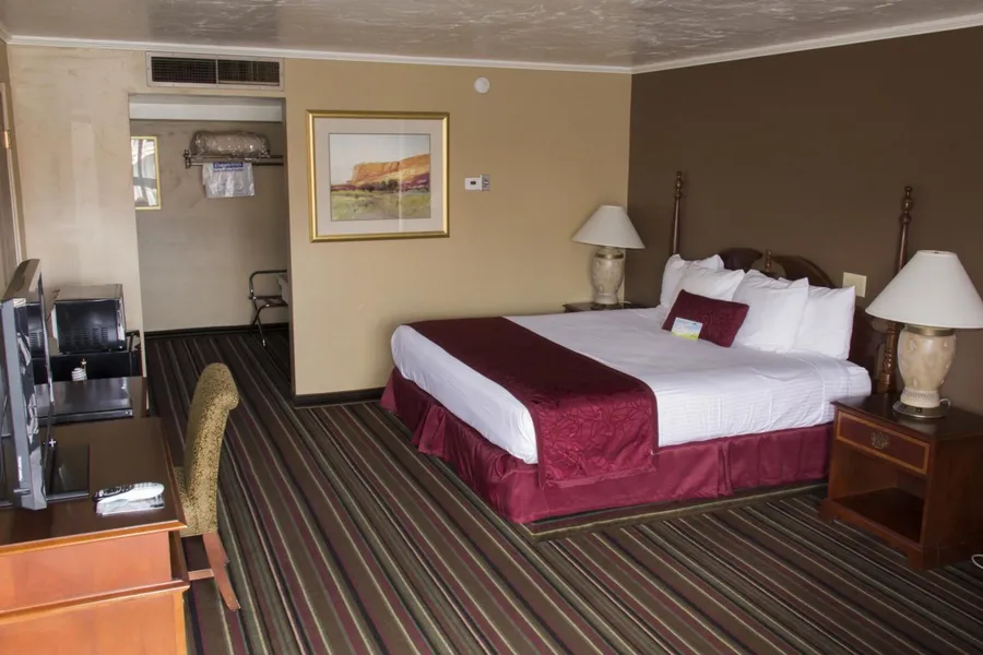 Days Inn & Suites by Wyndham Logan hotel detail image 6