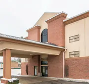 Quality Inn & Suites Niles hotel detail image 4