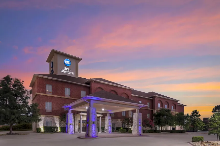 Best Western Red River Inn & Suites hotel detail image 2