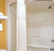 Quality Inn hotel detail image 5
