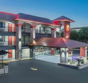 Super 8 by Wyndham Austin University/Downtown Area hotel detail image 4